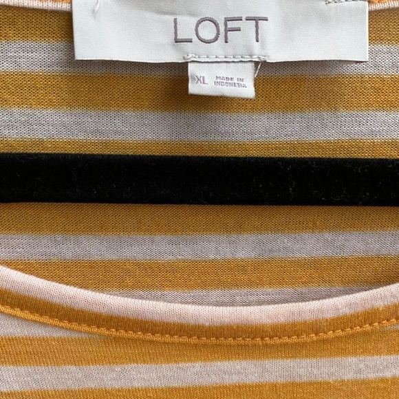 Loft Top Women's Size X-Large Gold White Ruffle Bell Sleeve Striped Vacation - Picture 3 of 6